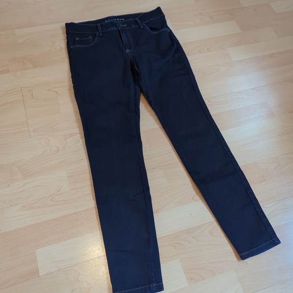 Mott & Bow Mid Rise Skinny Dark Wash - Picture 5 of 13